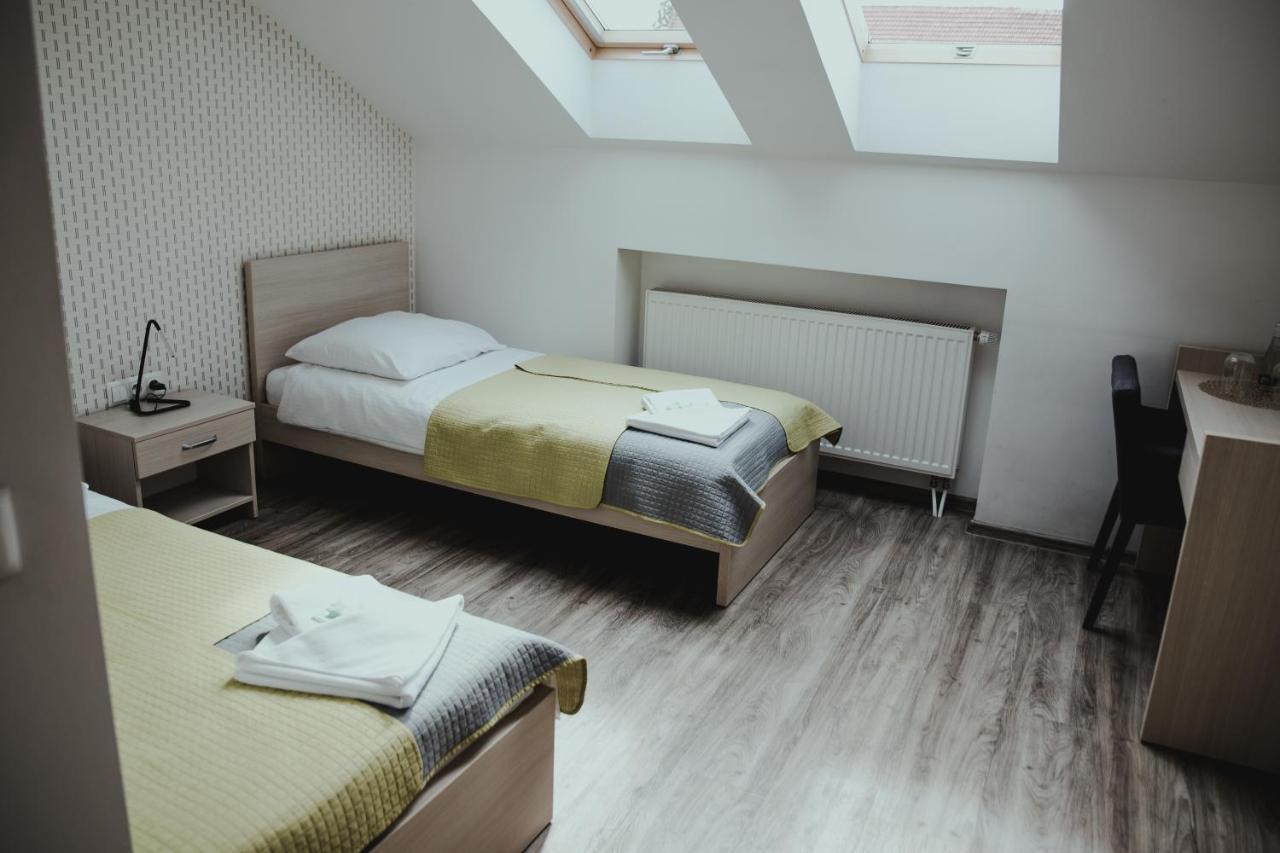 Restauracja Park Szwajcaria Hotel Gliwice Eksteriør billede