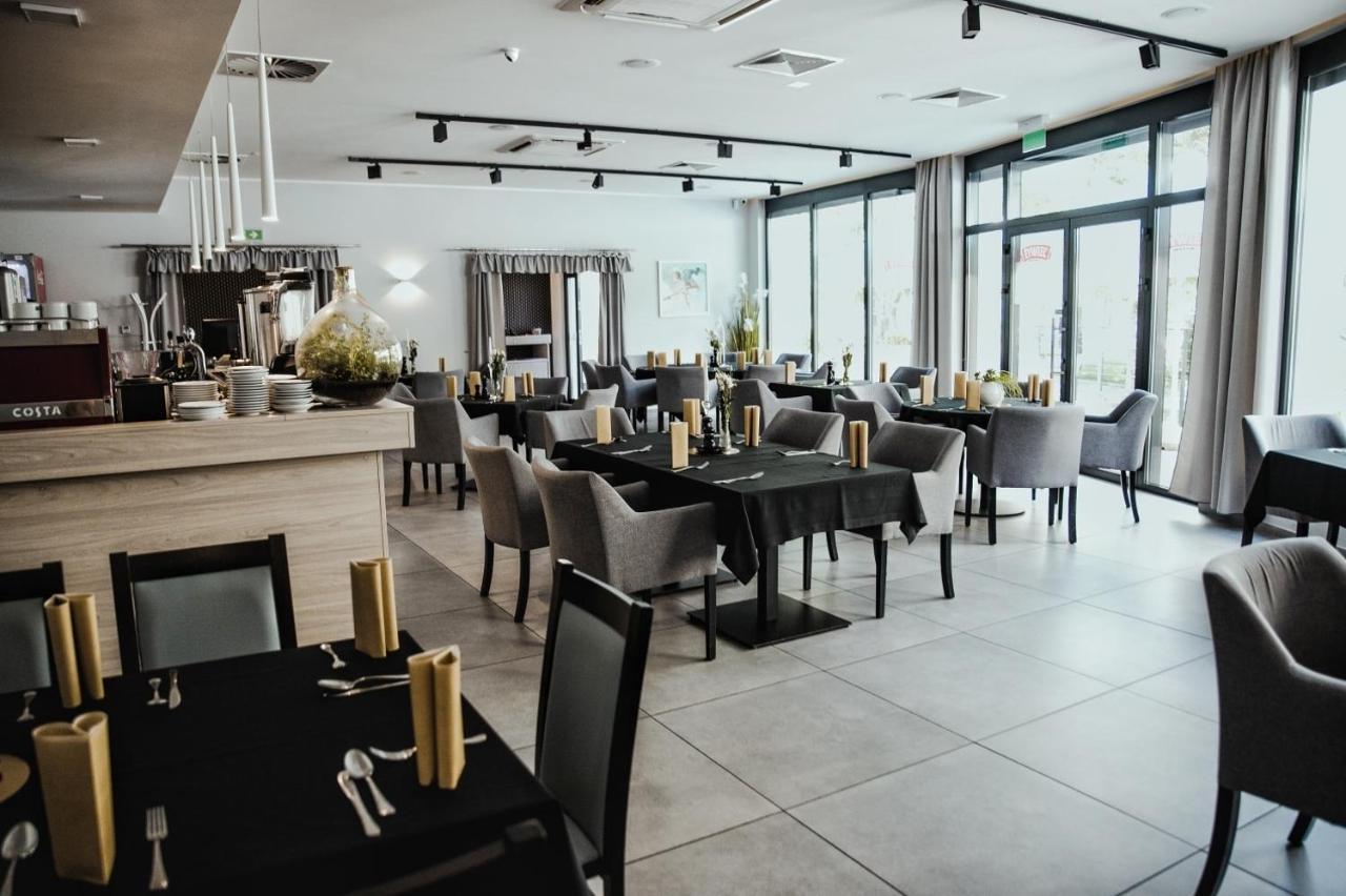 Restauracja Park Szwajcaria Hotel Gliwice Eksteriør billede
