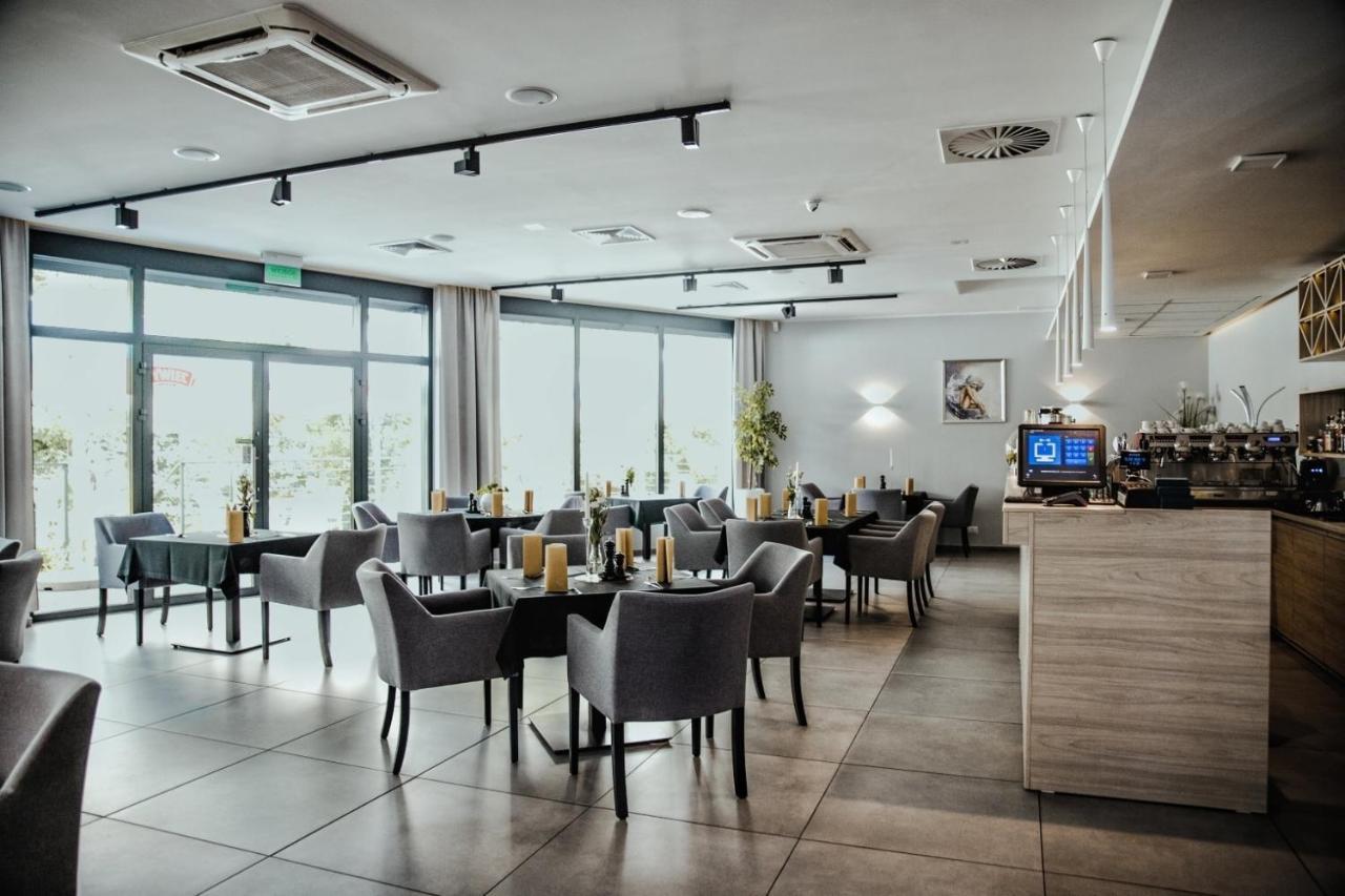 Restauracja Park Szwajcaria Hotel Gliwice Eksteriør billede