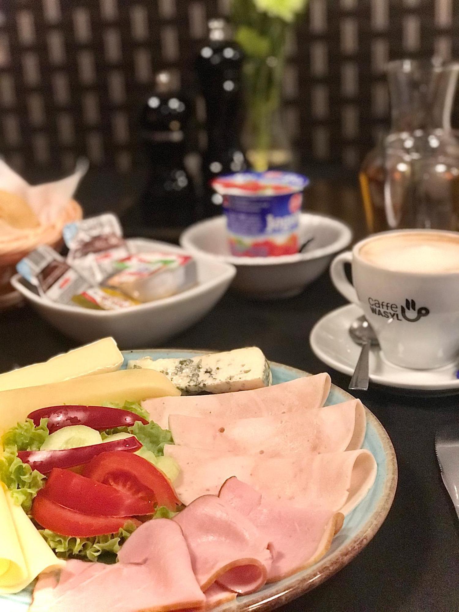 Restauracja Park Szwajcaria Hotel Gliwice Eksteriør billede